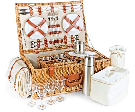 luxury summer picnic baskets